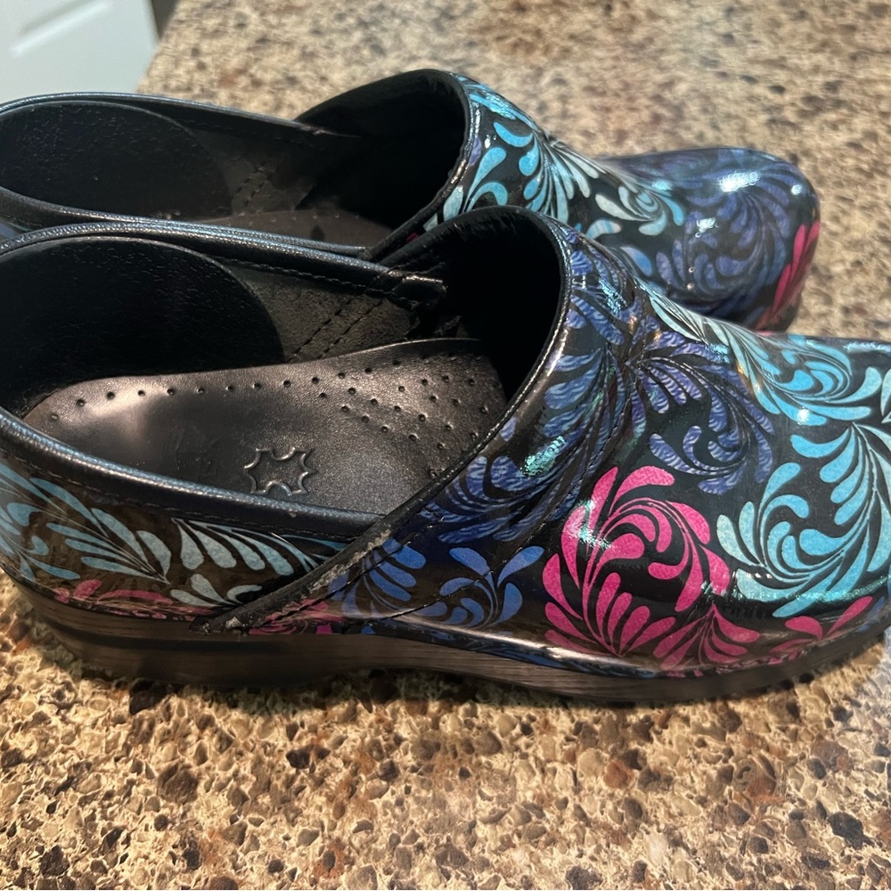 Dansko Clogs Iridescent Multicolored Swirl Design… - image 6